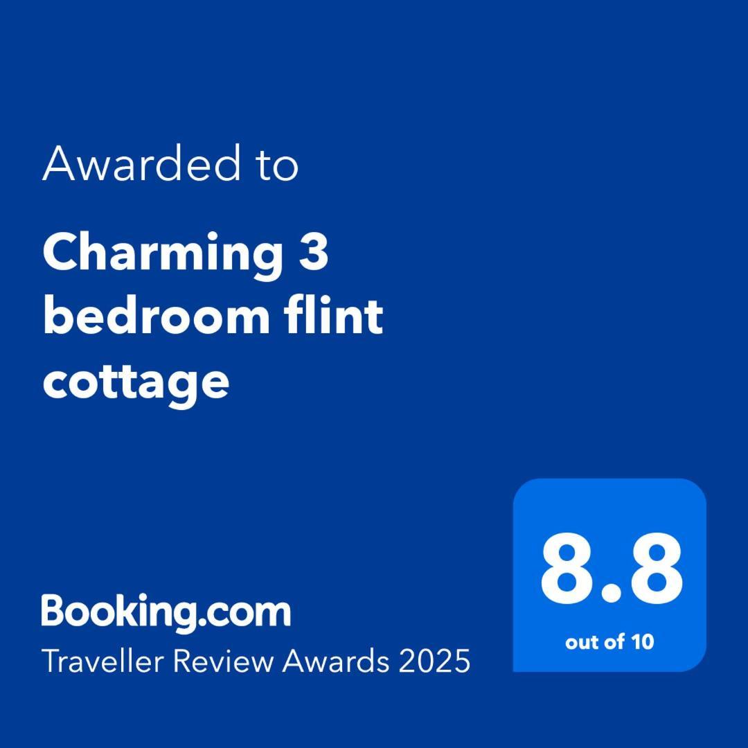 Charming 3 Bedroom Flint Cottage Lakenheath Exterior photo